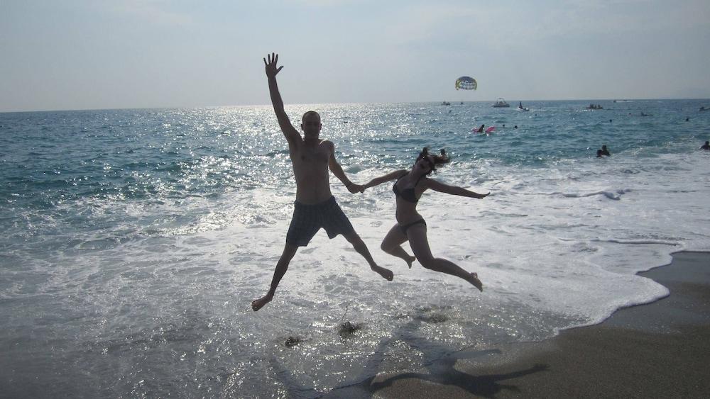 Merlin Beach Park Hotel Tosmur 외부 사진