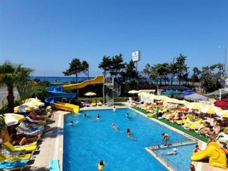 Merlin Beach Park Hotel Tosmur 외부 사진
